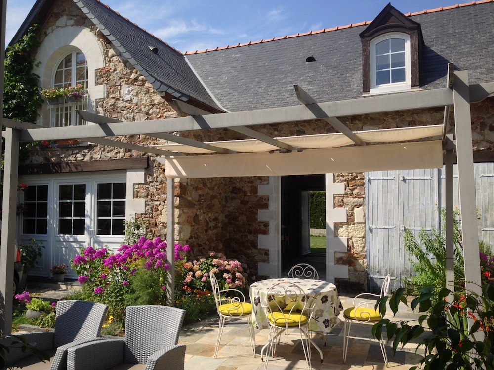 La chambre d’hôtes vue de la cour intérieure